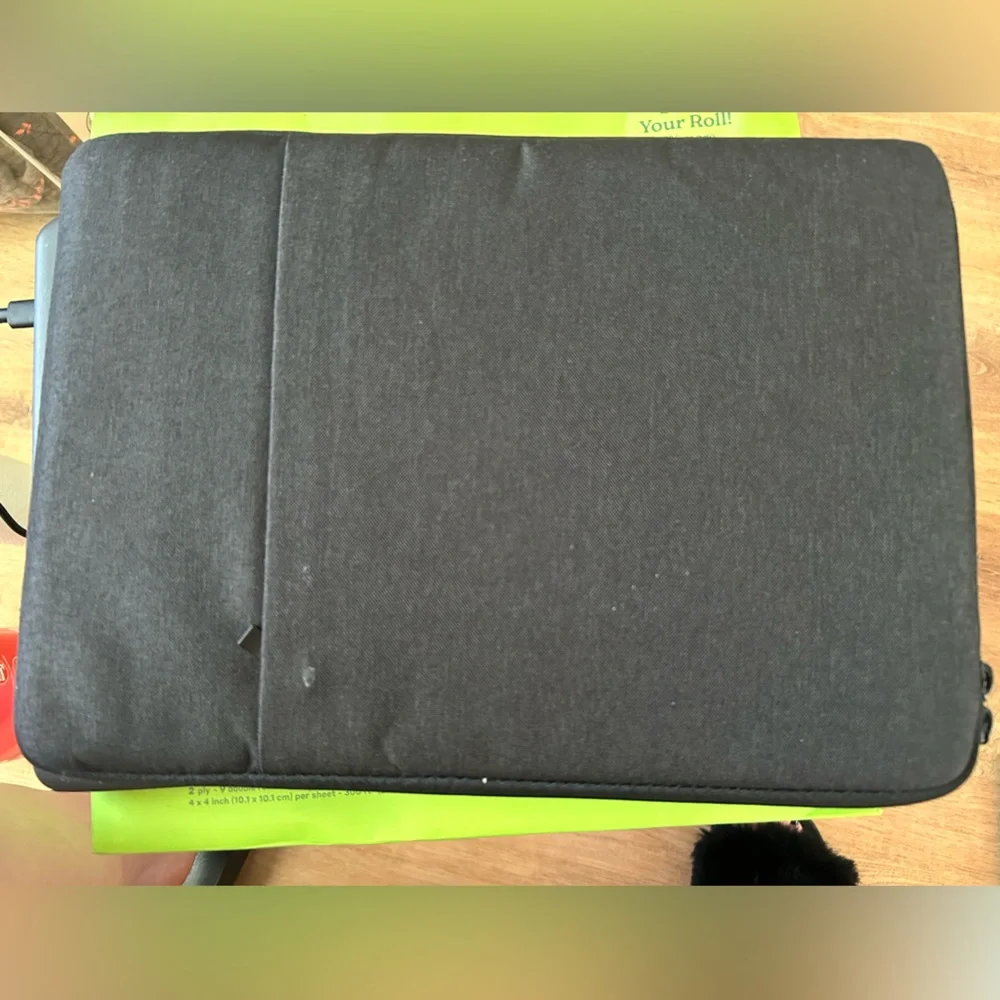 NWT Black Croc Textured MacBook Air 13” Hard Shell Protective Case